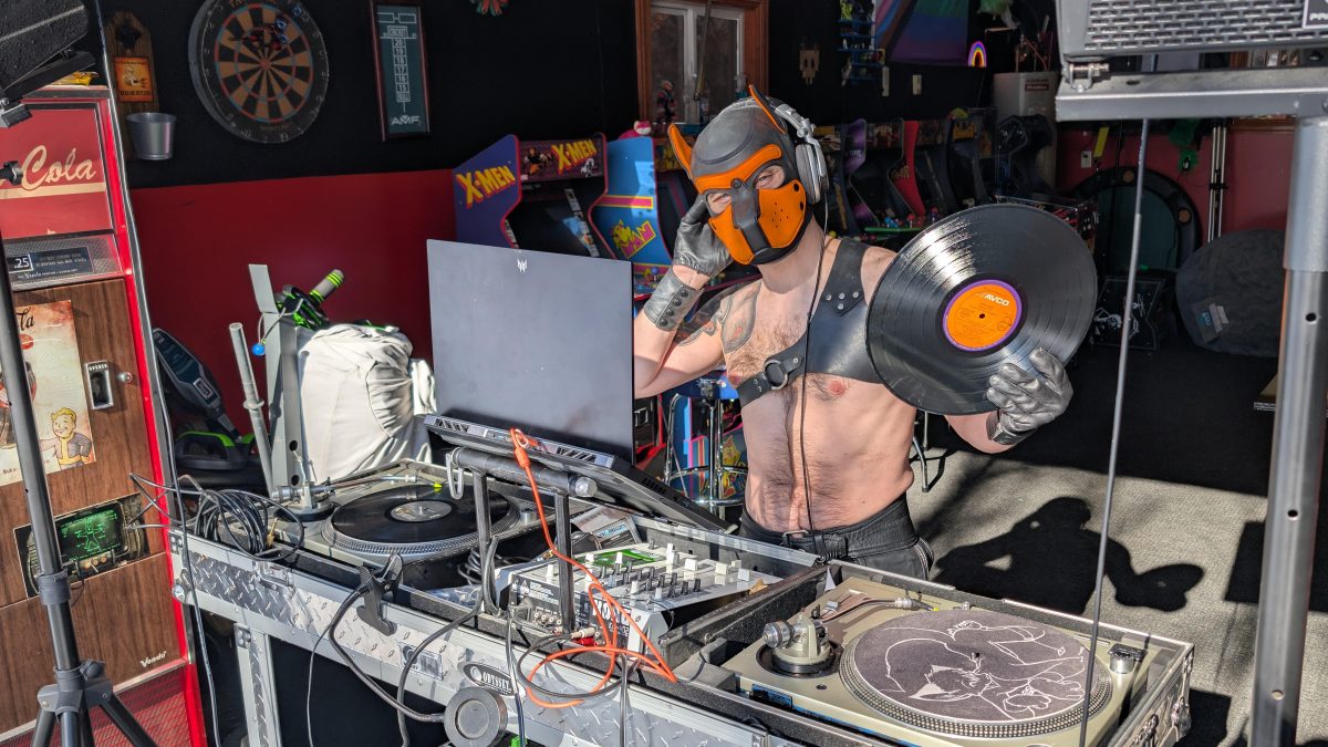 Lthrfx-nsfw-furry-dj